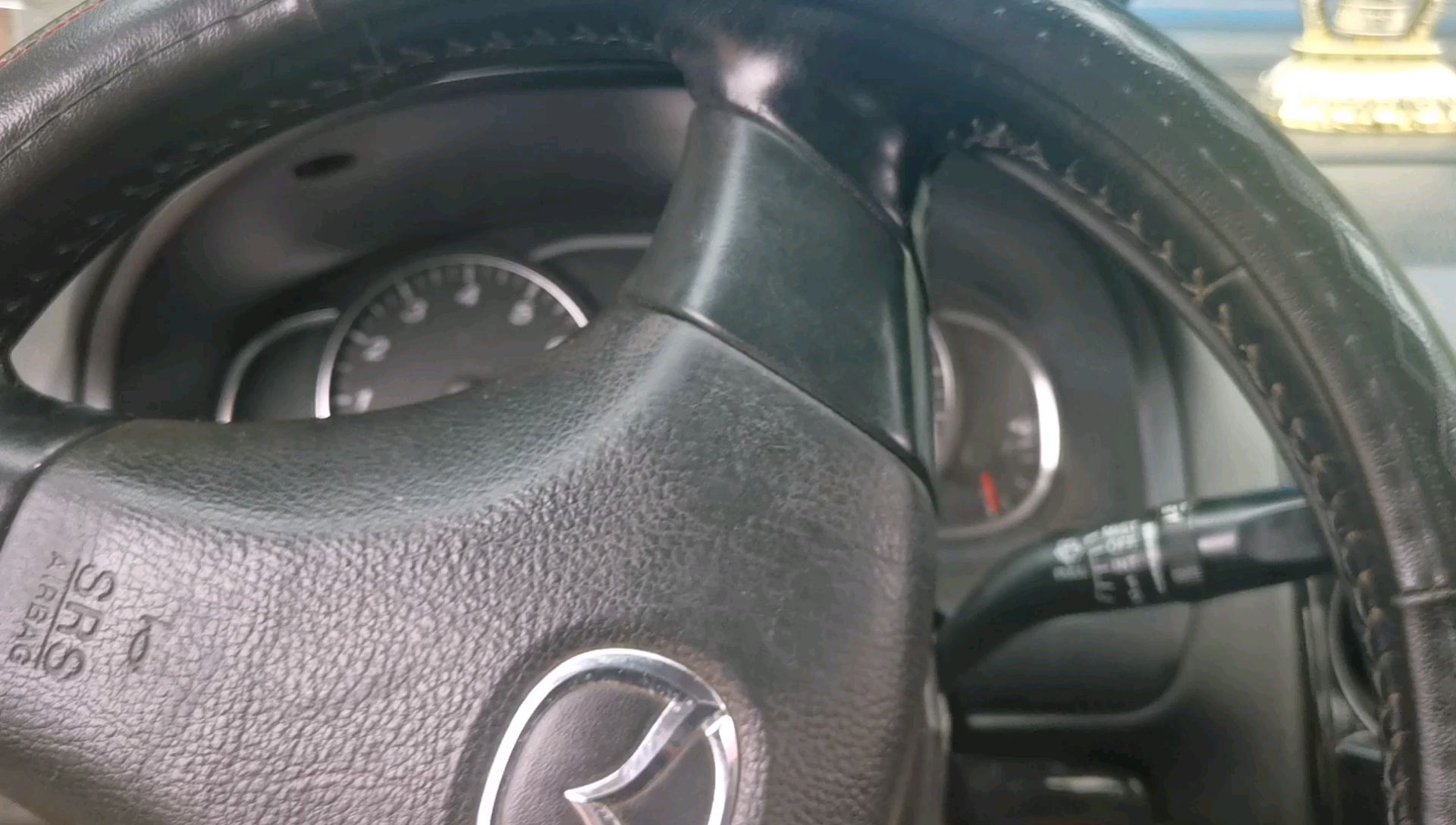 修车小哥经验不足,狗哥差点被他带沟里,这车再开一年狗哥就自己会修车了!